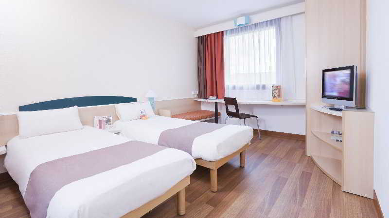 Ibis Centrum Hotel 3*